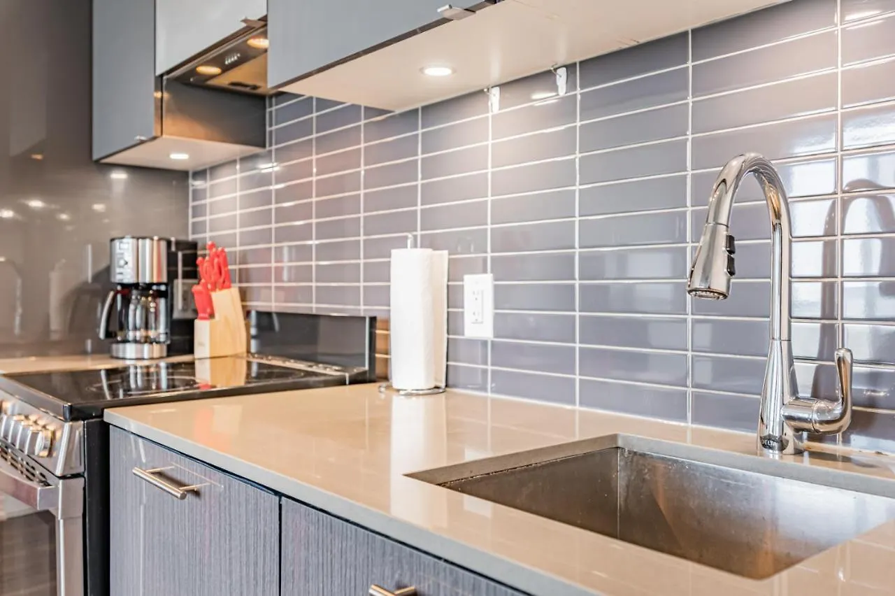 تورونتو Luxury 2 Bedroom Condo High Floor Close To Eaton Center كندا